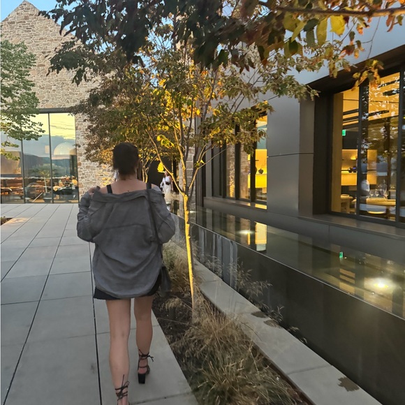 Oversized Button Down Shirt - Picture 3 of 5